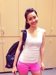 Zaidirina Wardoyo (Pj.)renang termasuk dalam olahragabocoran toto kl Blogger Momo, yang muncul di variety show cinta populer 